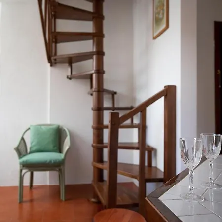 Homey Experience - Marina Loft Apartment *